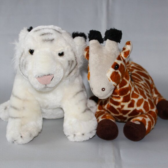 Adorable Dragon Plush - Picture 13 of 16